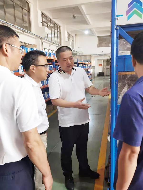 2.webp.jpg 2.webp.jpg