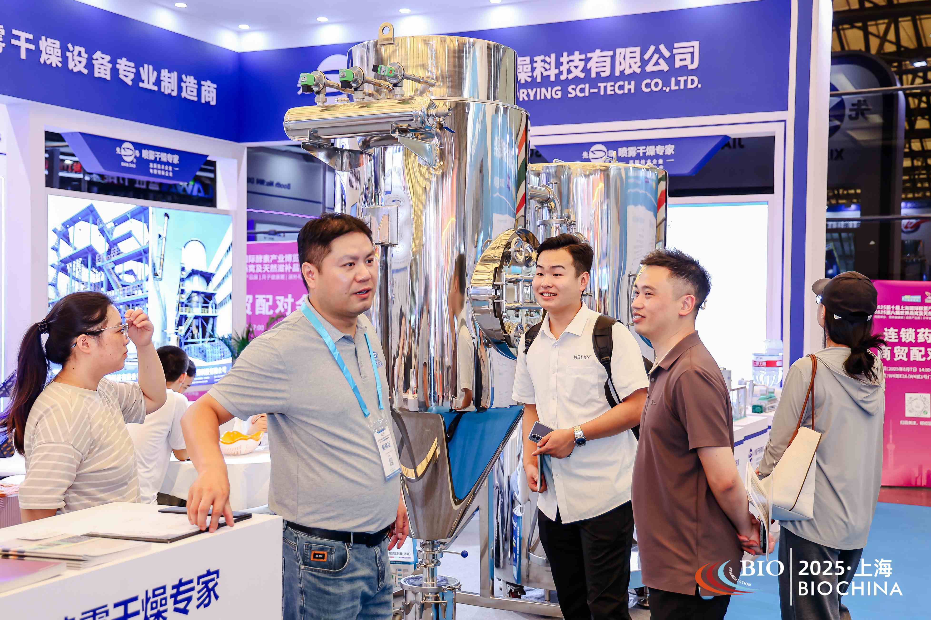 A_XL3825.JPG A_XL3825.JPG